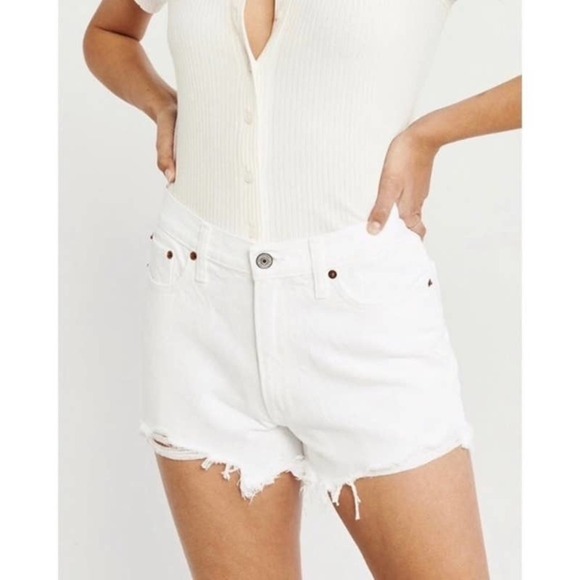 NEW NWT Abercrombie & Fitch Annie High Rise Distressed Cut-Off Denim Shorts 26 - Picture 1 of 11